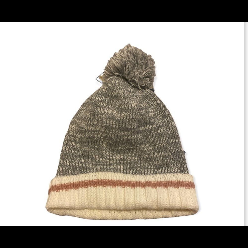 Roots like winter hat